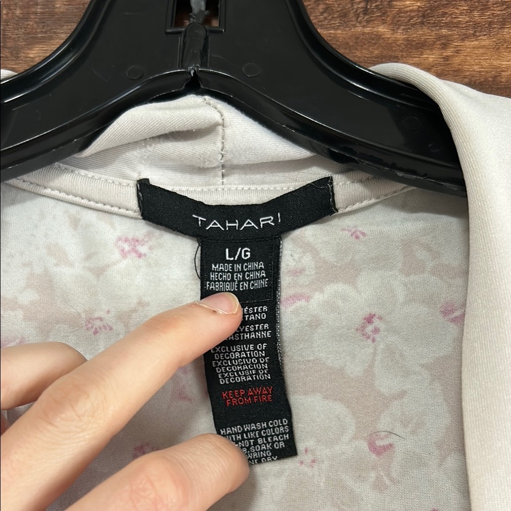 Pink Floral Robe - Picture 5 of 5